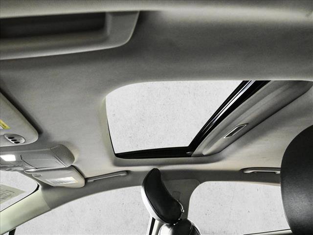 Used 2018 Ford Fusion Titanium image 16