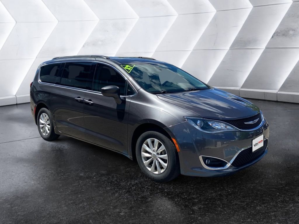 Used 2017 Chrysler Pacifica Touring-L