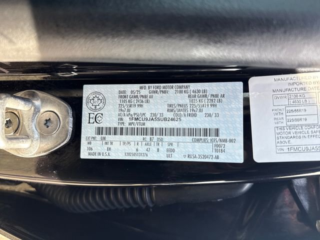 Used 2025 Ford Escape Platinum image 21