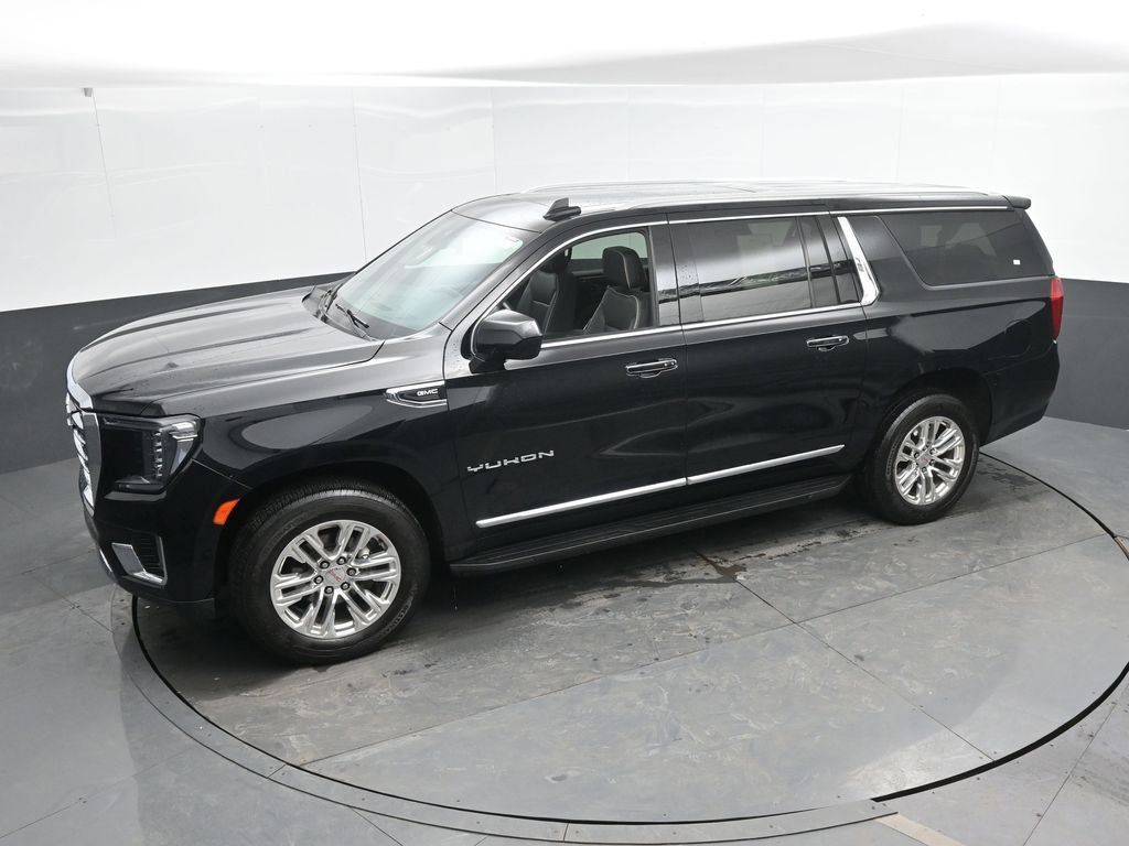 Used 2023 GMC Yukon XL SLT AWD/4WD image 36