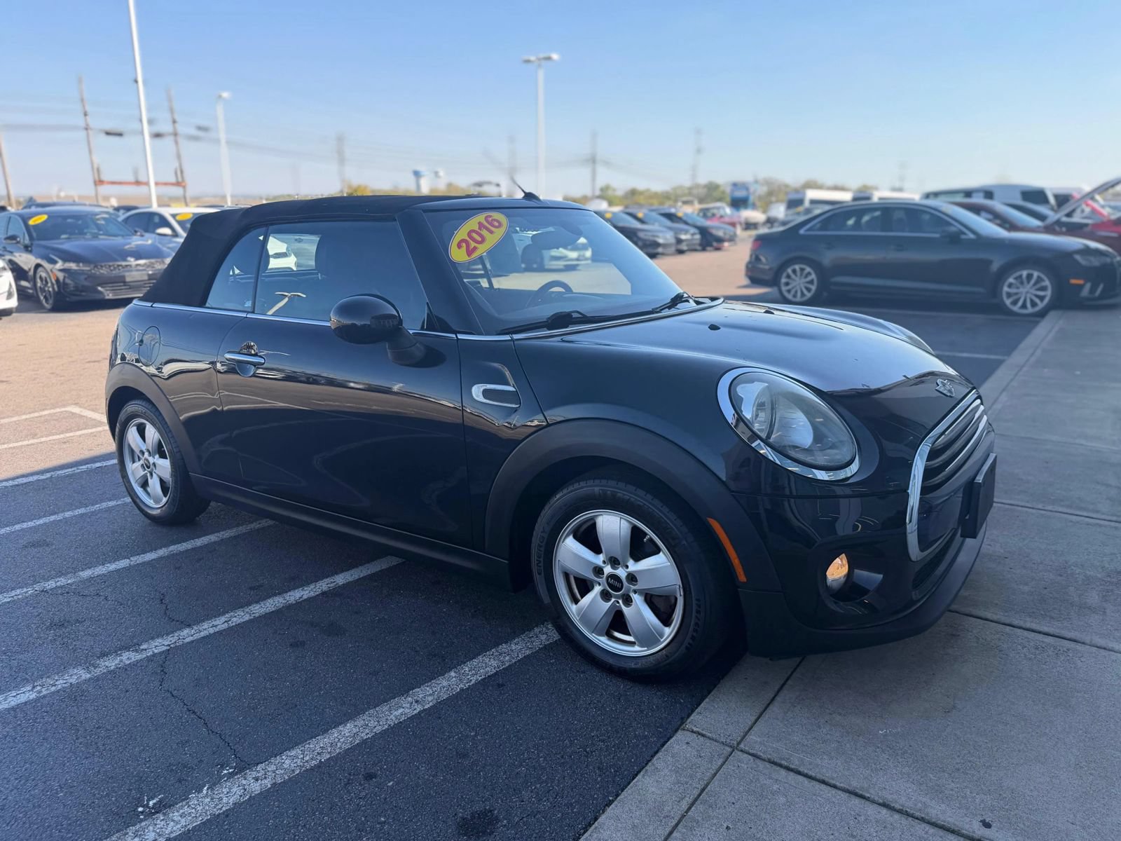 Used 2016 MINI Cooper Convertible FWD image 21