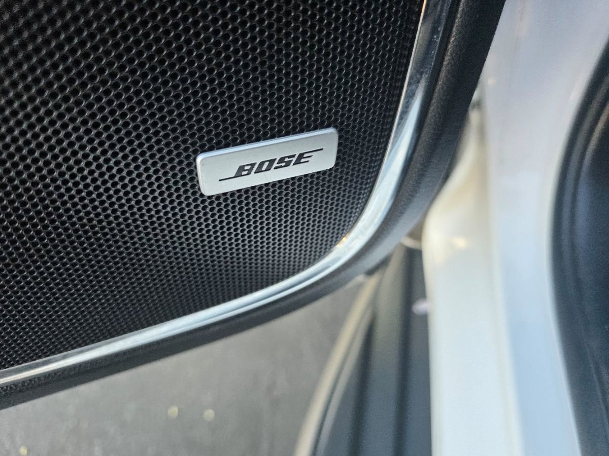 Used 2018 Chevrolet Tahoe LT image 16