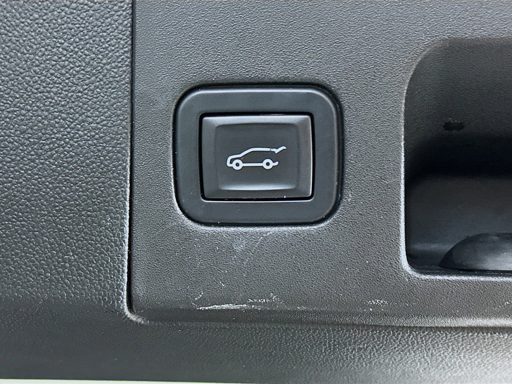 Used 2018 Cadillac XT5 Luxury w/ Driver Awareness Package FWD image 30