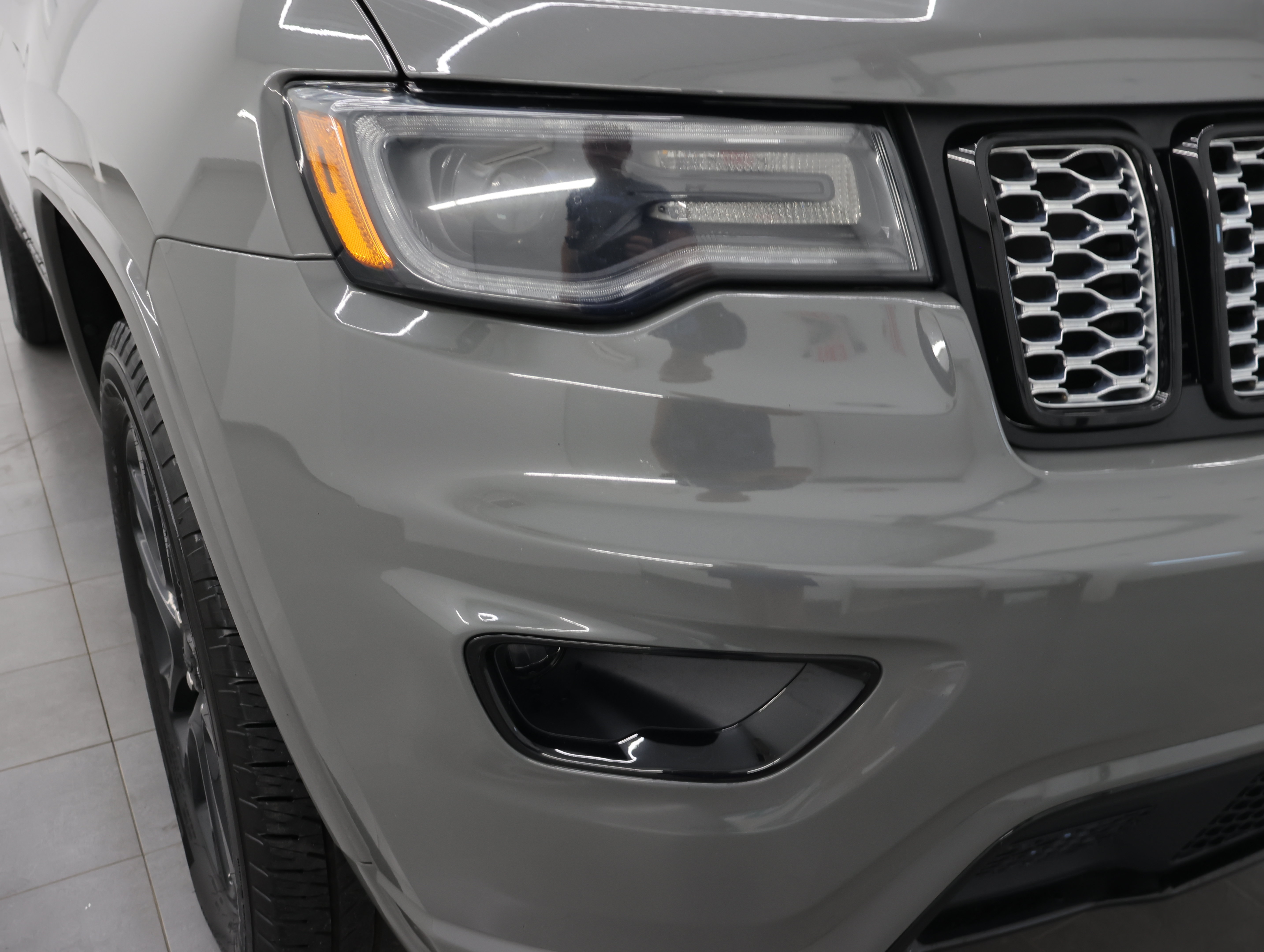 Used 2020 Jeep Grand Cherokee Altitude AWD/4WD image 22