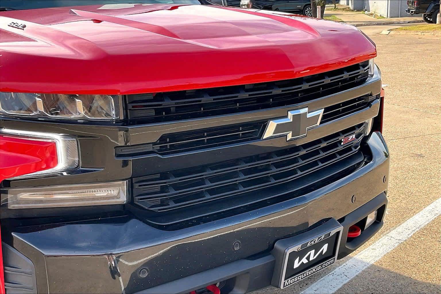 Used 2021 Chevrolet Silverado 1500 LT Trail Boss w/ Convenience Package II AWD/4WD image 32