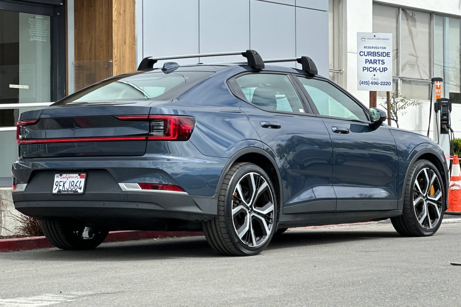 Used 2023 Polestar Polestar 2 w/ Pilot Pack AWD/4WD image 2