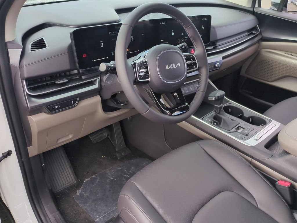 New 2026 Kia Carnival FWD image 10
