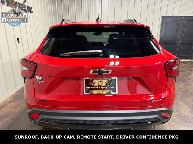 Used 2026 Chevrolet Trax RS w/ Sunroof Package FWD image 8
