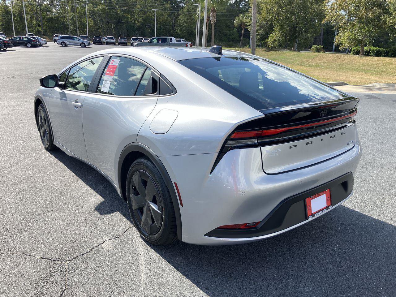 New 2026 Toyota Prius LE image 3