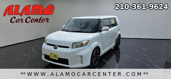 Used 2014 Scion xB image 1