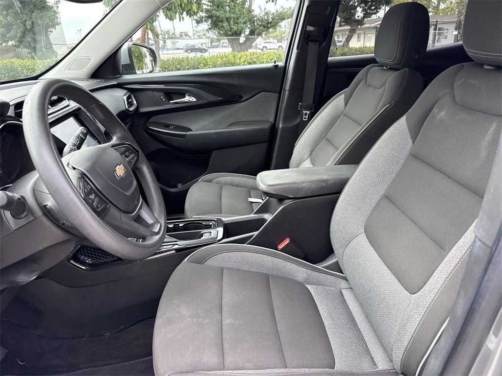 Used 2023 Chevrolet TrailBlazer LT w/ Convenience Package image 17