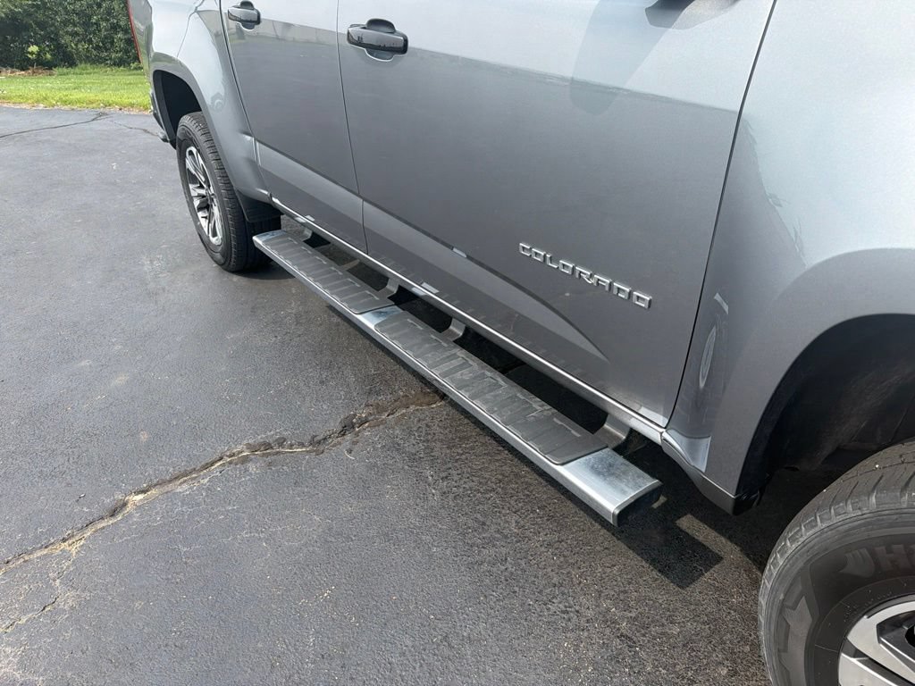 Used 2022 Chevrolet Colorado Z71 AWD/4WD image 5