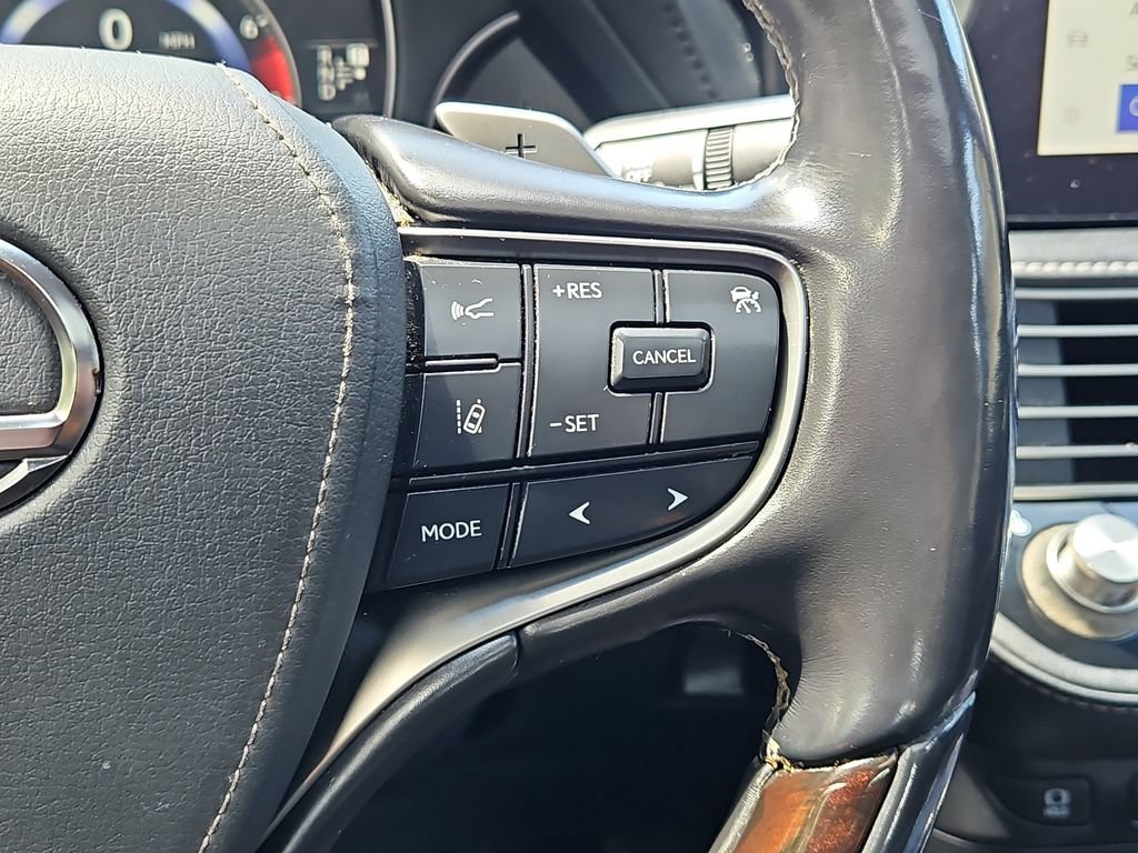 Used 2023 Lexus LS 500 AWD w/ Interior Upgrade Package image 29