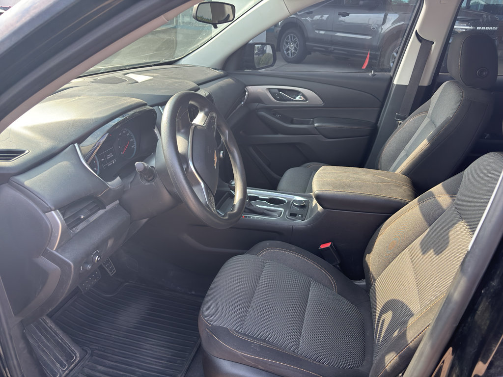 Used 2018 Chevrolet Traverse LS AWD/4WD image 2