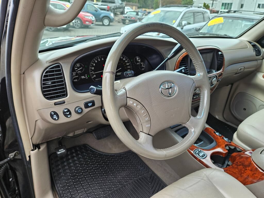 Used 2005 Toyota Sequoia Limited AWD/4WD image 18
