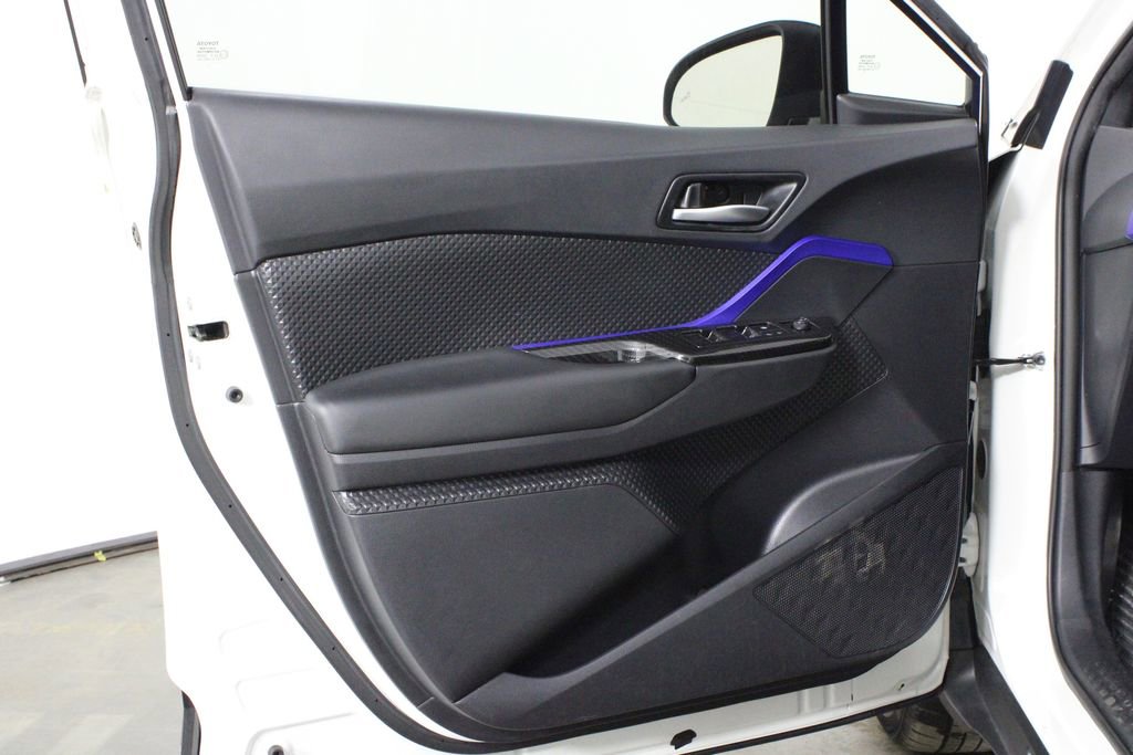 Used 2021 Toyota C-HR XLE image 15