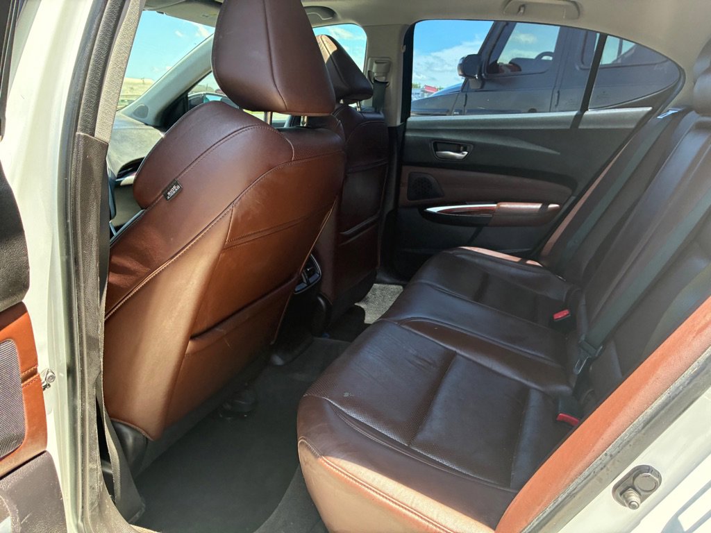 Used 2015 Acura TLX w/ Technology Package FWD image 29