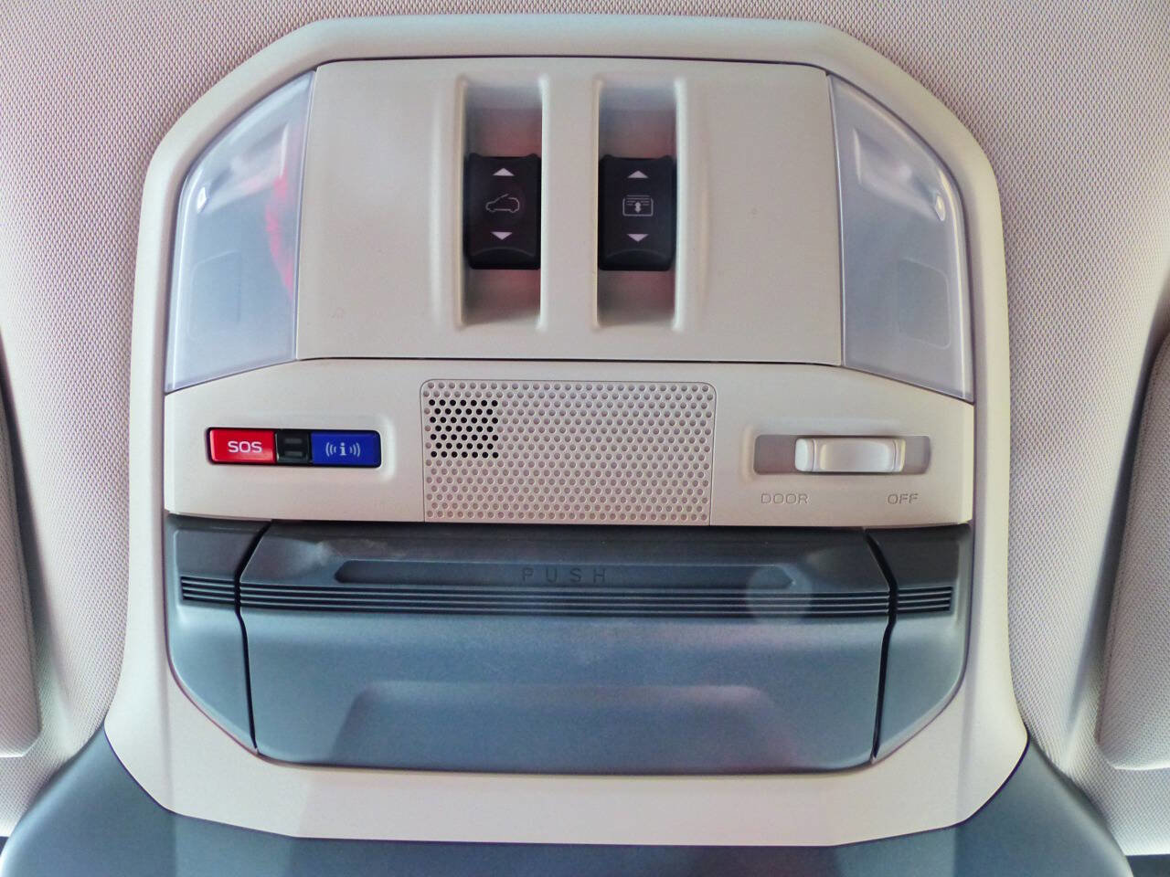 Used 2023 Subaru Ascent Limited w/ Technology Package image 30