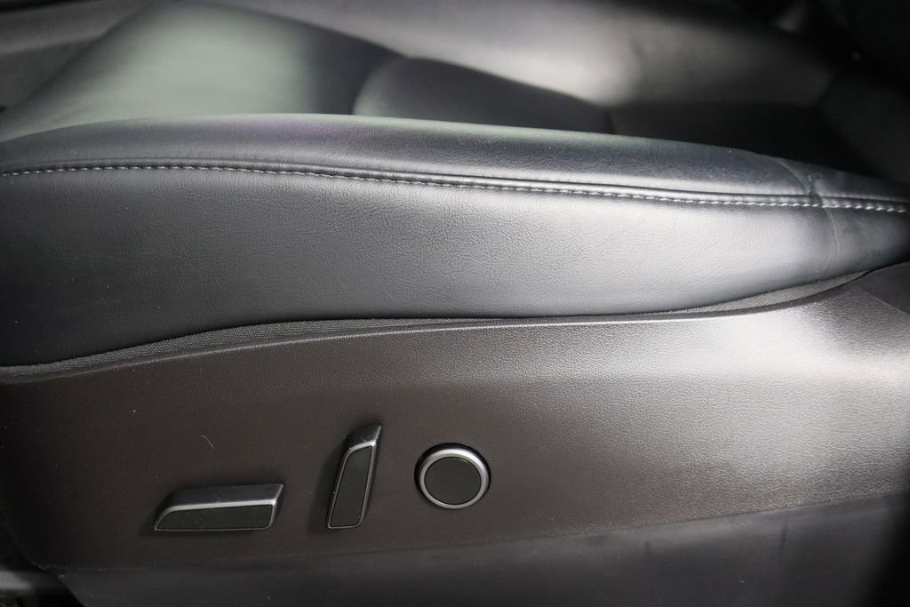 Used 2022 Tesla Model Y Performance image 21