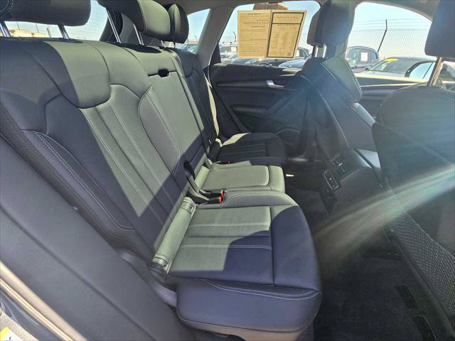 Used 2023 Audi Q5 e Prestige w/ Prestige Package AWD/4WD image 12
