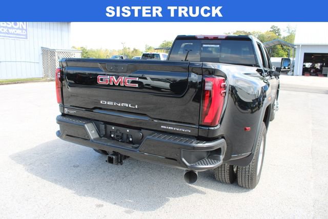 Used 2025 GMC Sierra 3500 Denali w/ Denali Reserve Package image 12
