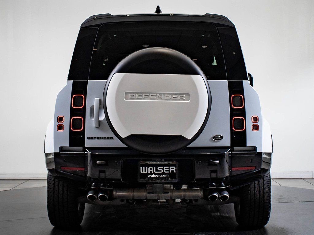 Used 2022 Land Rover Defender 90 V8 image 10