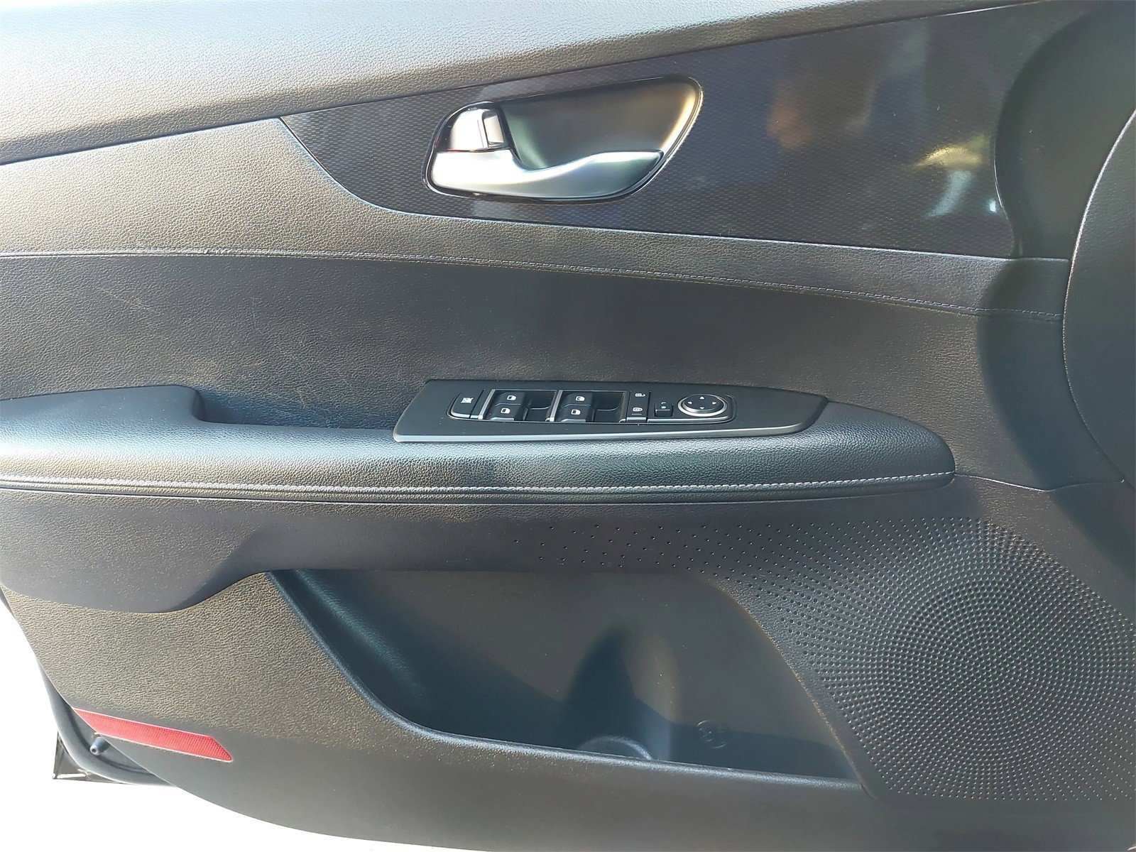 Certified 2023 Kia Forte GT-Line w/ GT-Line Technology Package image 33