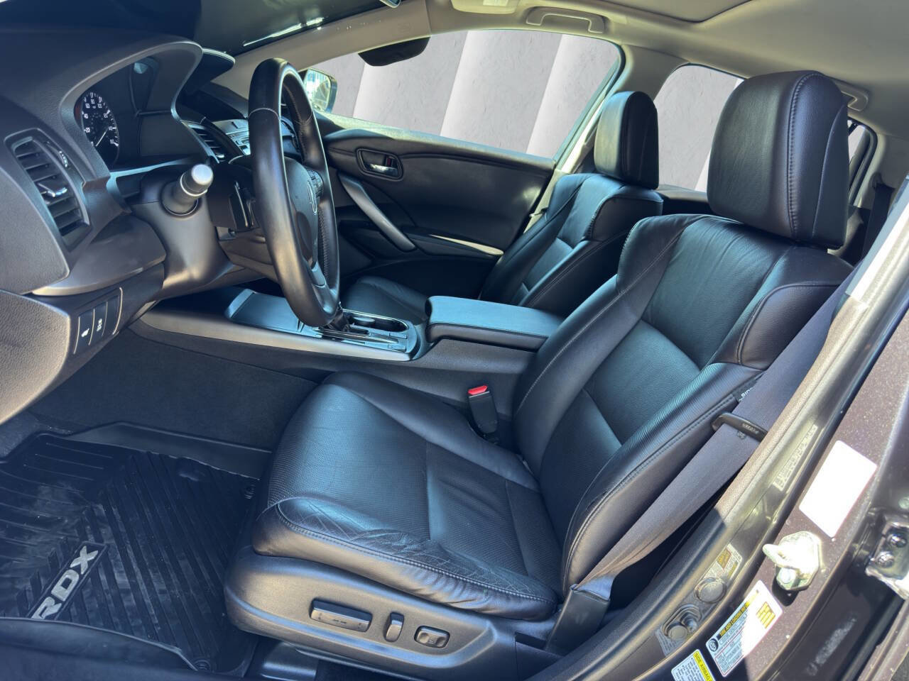 Used 2015 Acura RDX AWD w/ Technology Package image 10