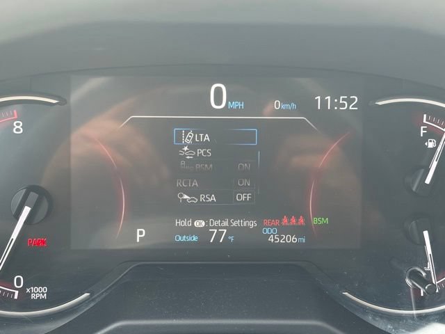 Used 2025 Toyota RAV4 XLE FWD image 20