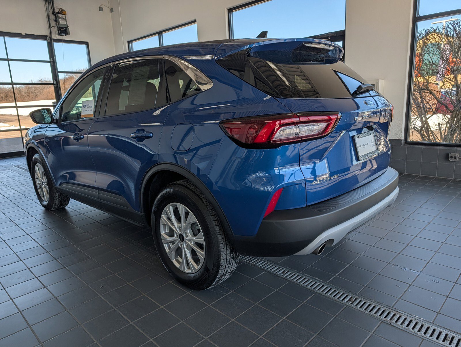 Used 2023 Ford Escape Active image 6