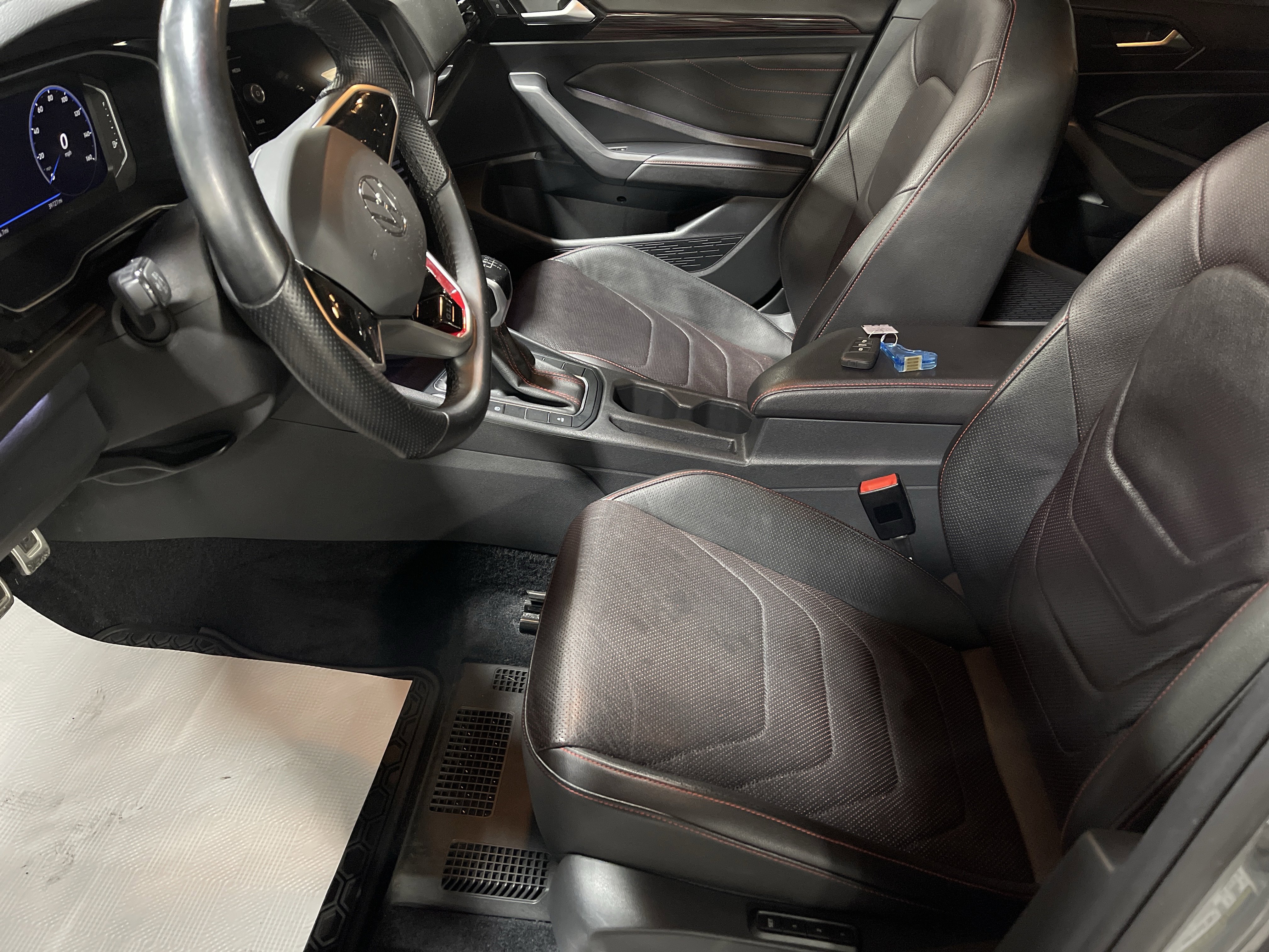 Used 2022 Volkswagen Jetta GLI Autobahn image 9