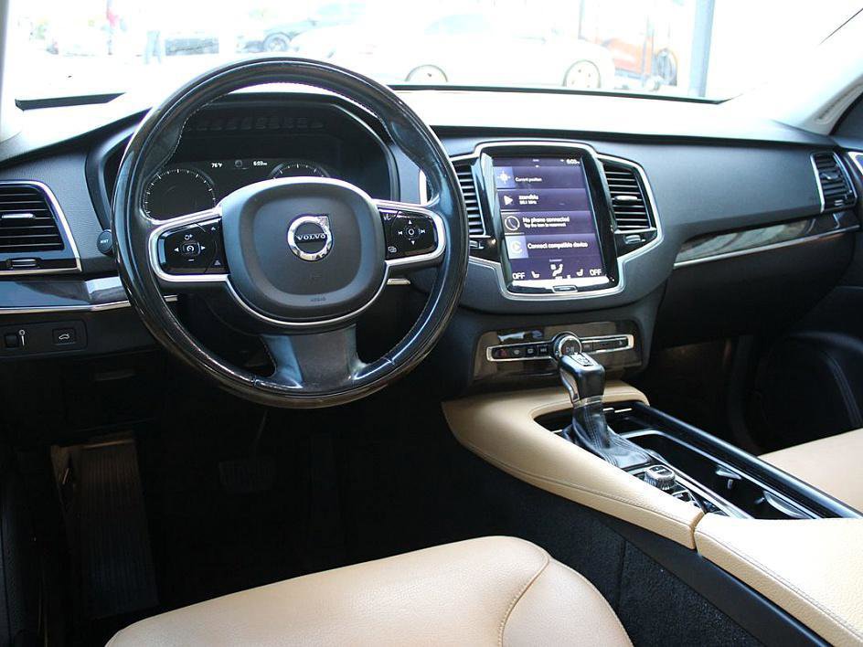 Used 2016 Volvo XC90 T6 Momentum image 15
