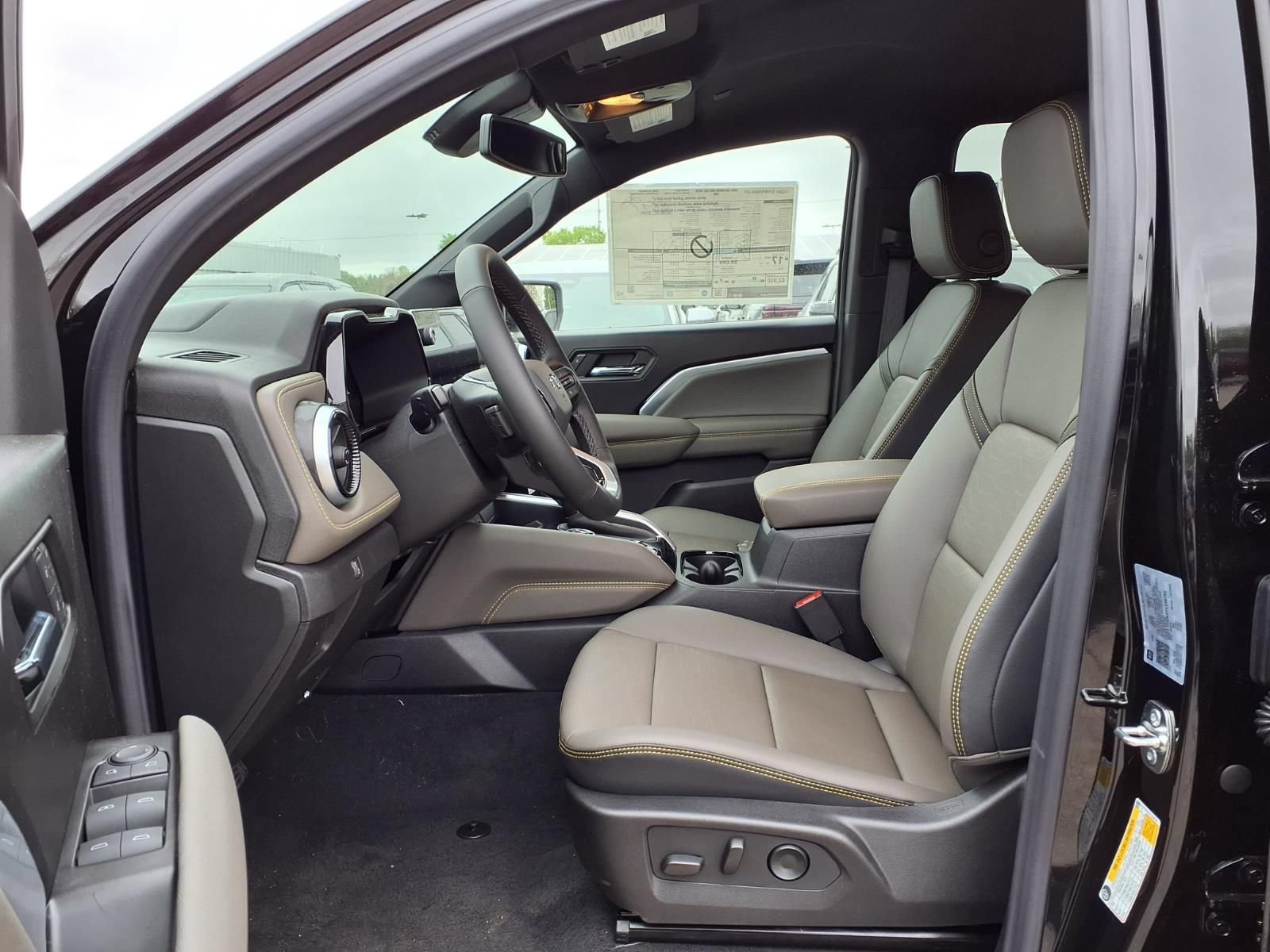 New 2026 Chevrolet Colorado ZR2 AWD/4WD image 13