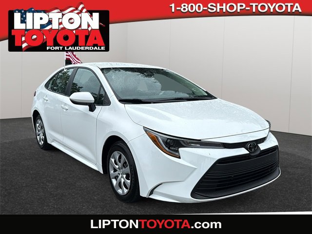 Certified 2024 Toyota Corolla LE image 1