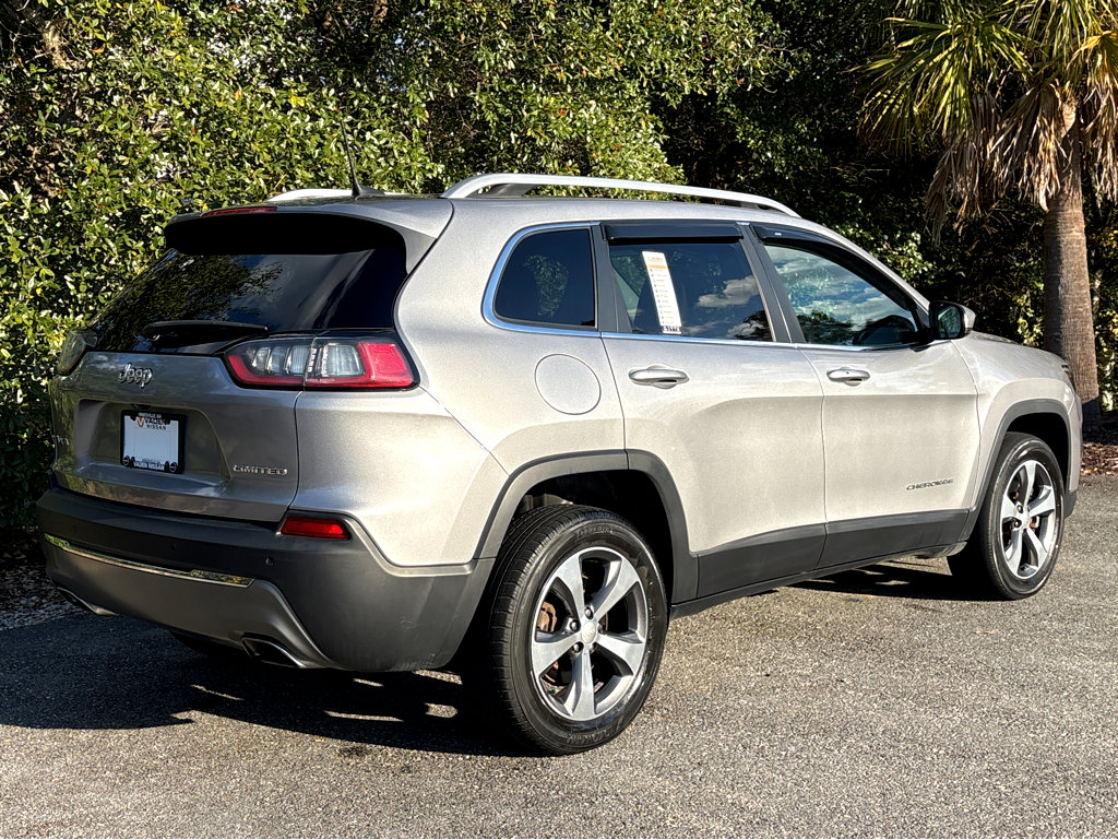 Used 2020 Jeep Cherokee Limited image 22