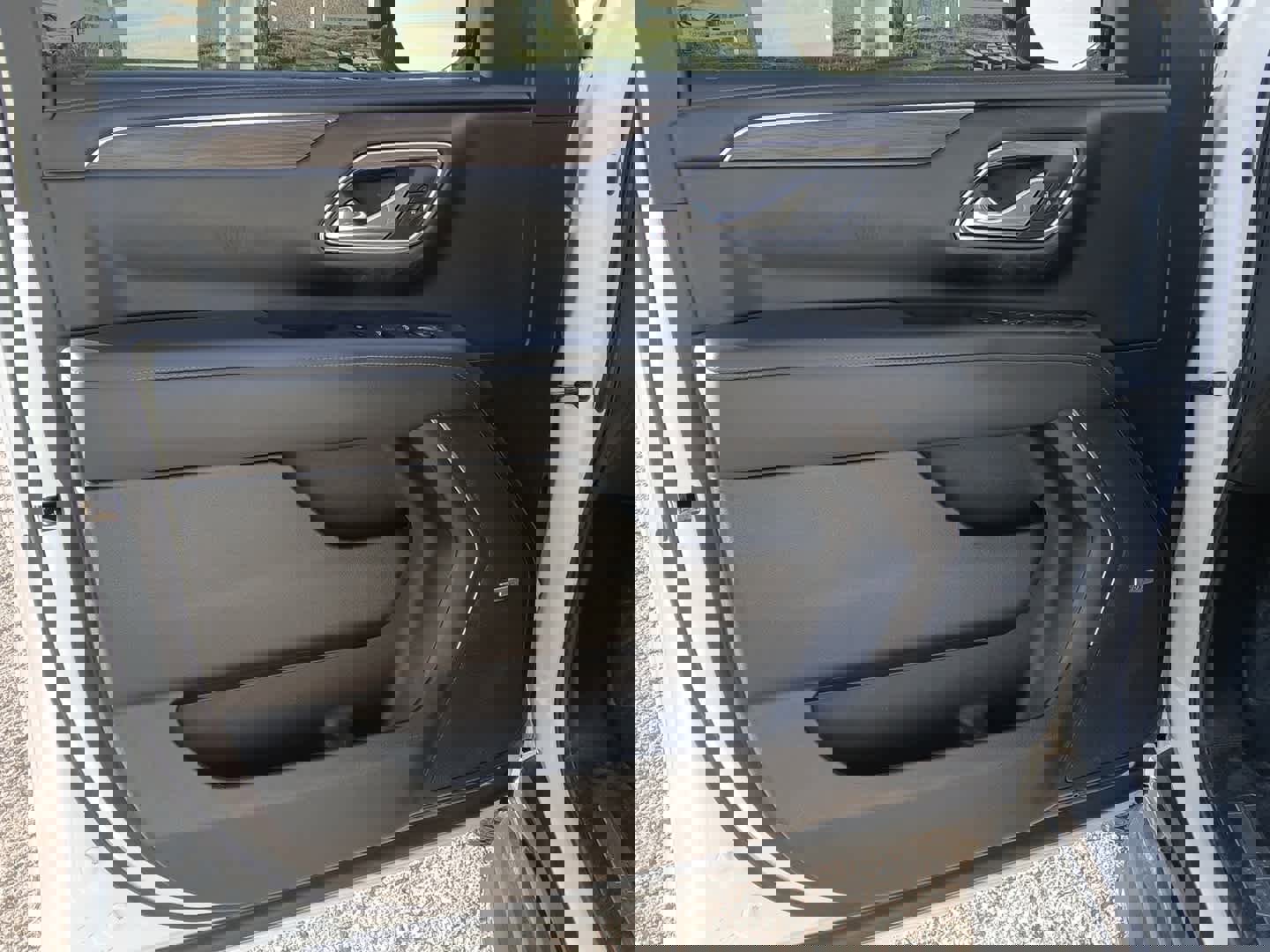 Used 2021 Chevrolet Tahoe LT image 46