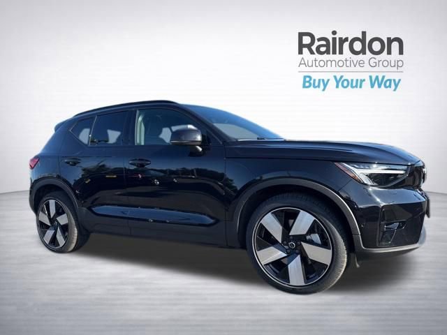 Used 2023 Volvo XC40 Recharge Ultimate image 36