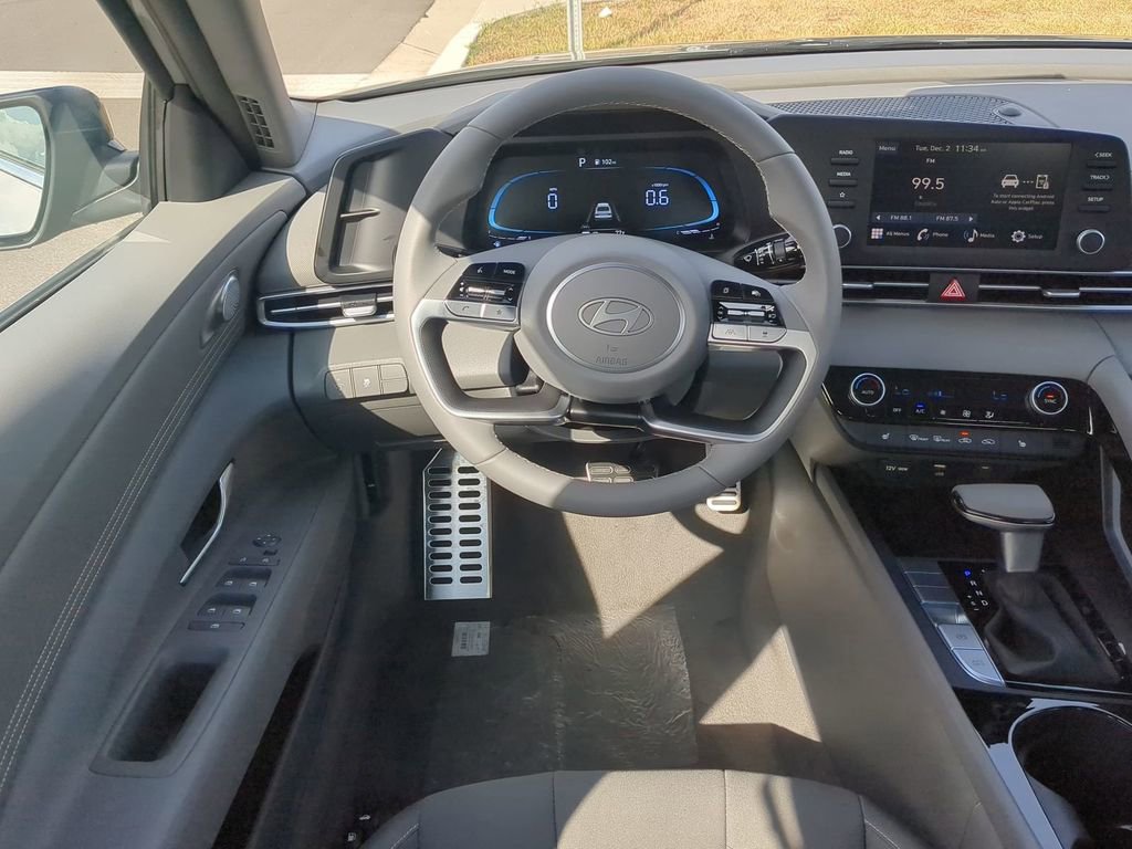 New 2026 Hyundai Elantra SEL Sport image 17