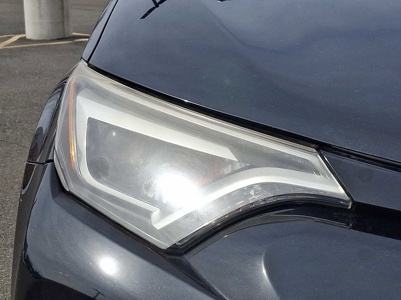 Used 2016 Toyota RAV4 SE w/ Cargo Management Package image 9