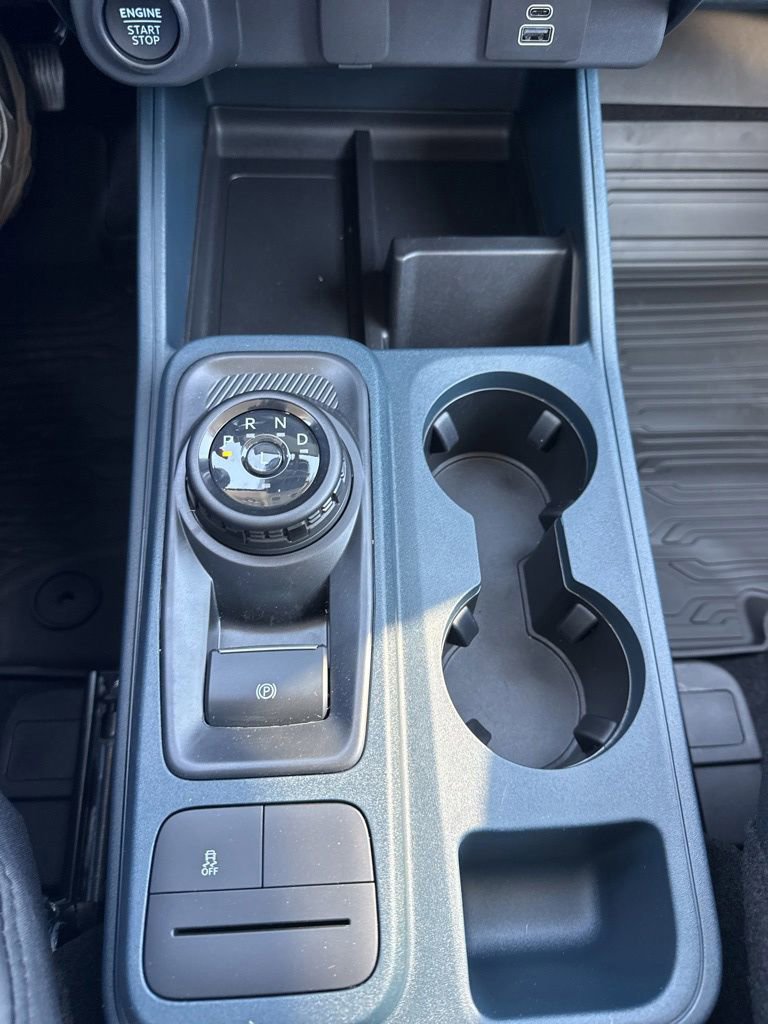 New 2026 Ford Maverick Lariat w/ Black Appearance Package image 32