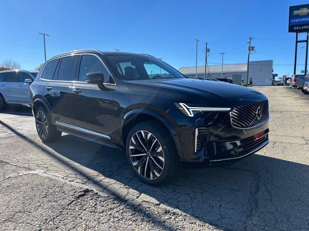 New 2026 Volvo XC90 B6 Plus w/ Protection Package Premier