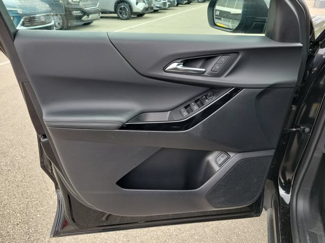 Used 2025 Chevrolet Equinox LT w/ Convenience Package II FWD image 21