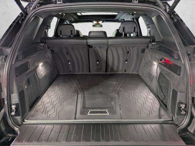 Used 2022 BMW X5 M w/ Competition Package 2 AWD/4WD image 7