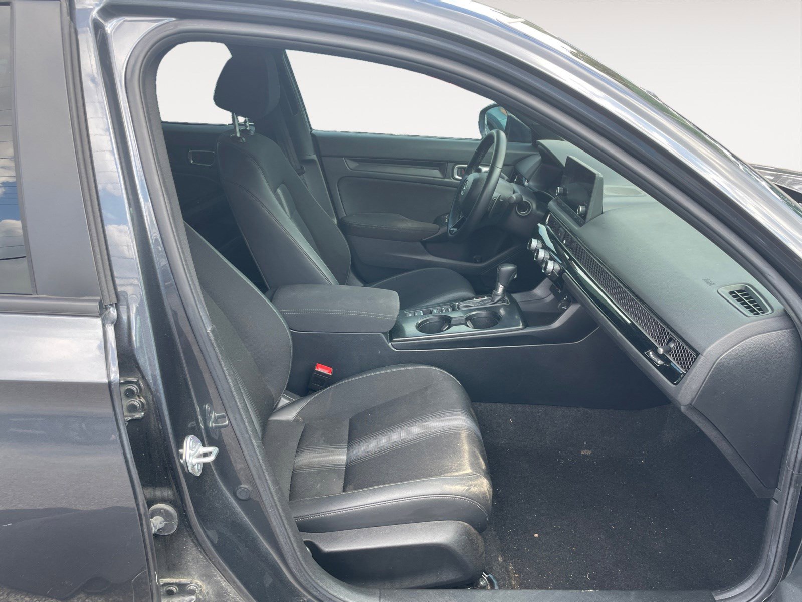 Used 2024 Honda Civic Sport image 13