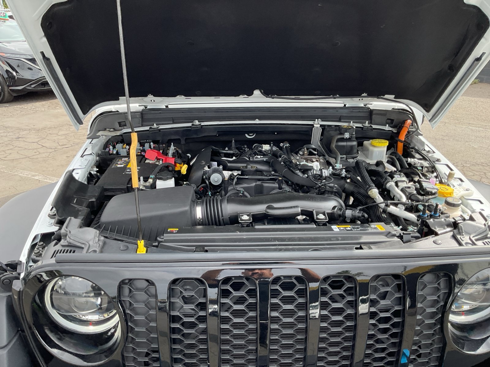 Used 2023 Jeep Wrangler Unlimited w/ Convenience Group AWD/4WD image 22
