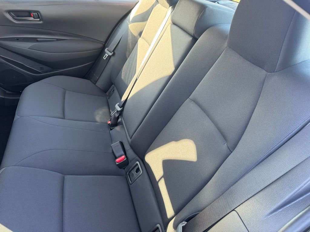 Used 2023 Toyota Corolla LE w/ Carpet Mat Package (TMS) FWD image 8