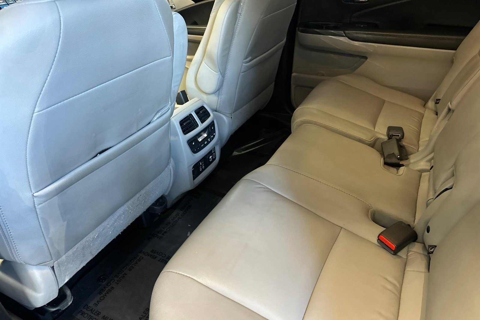 Used 2021 Honda Pilot Touring image 30