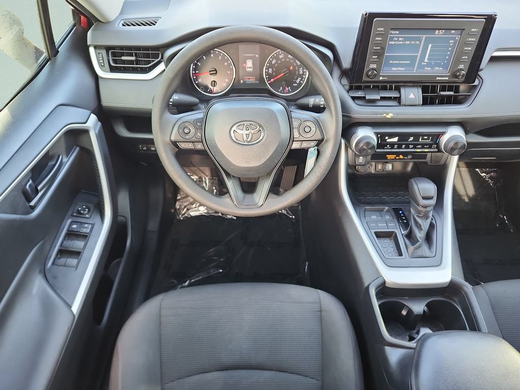 Used 2020 Toyota RAV4 LE FWD image 19