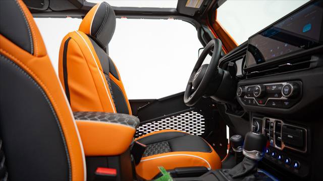 Used 2025 Jeep Gladiator Sport image 39