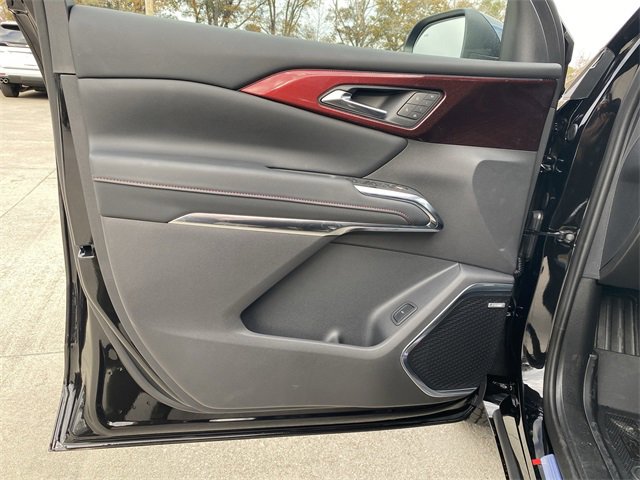 New 2026 Chevrolet Traverse RS w/ LPO, Floor Liner Package image 22